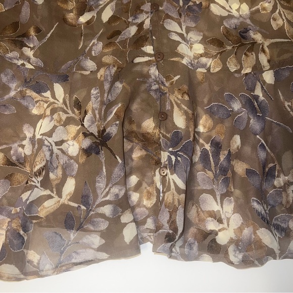 Lulu’s Sprawling Scenery Taupe Floral Print Bell Sleeve Top NWT Taupe Sz S - Picture 6 of 14